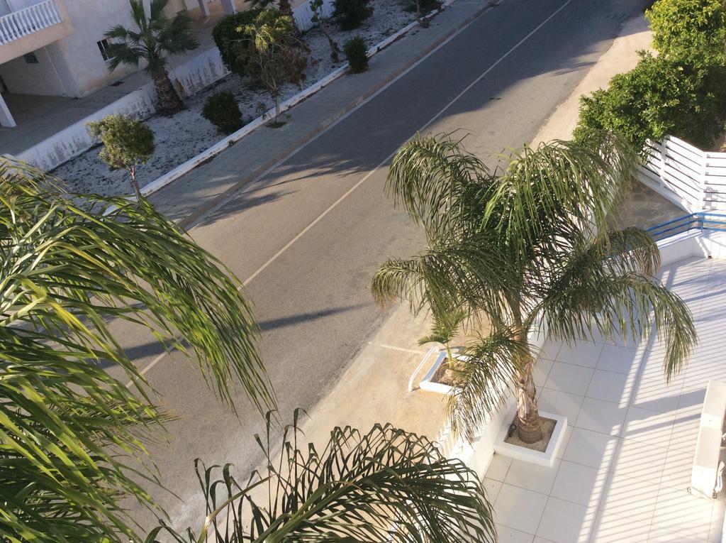 Aphentrika Apartments Протарас Экстерьер фото