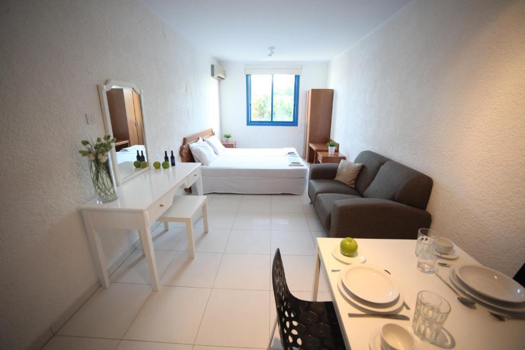 Aphentrika Apartments Протарас Номер фото