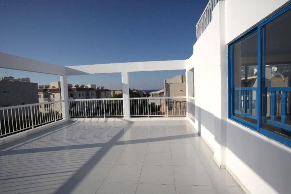 Aphentrika Apartments Протарас Экстерьер фото